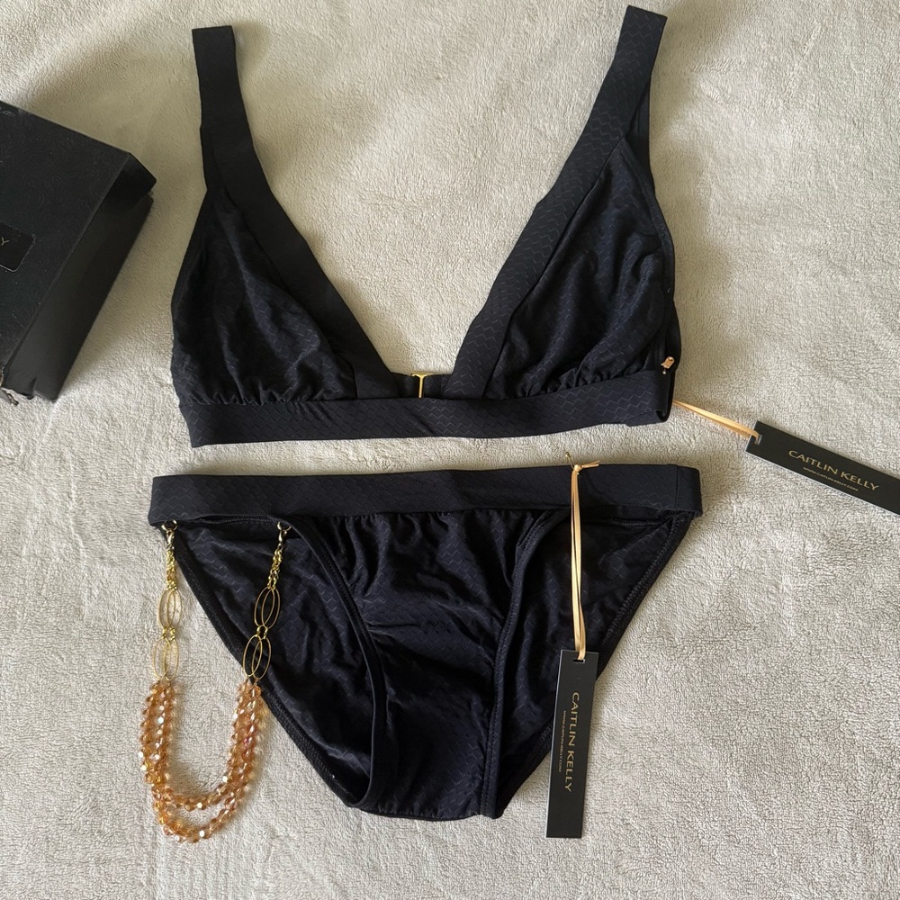 Caitlin Kelly Bikini Set - Picture 5 of 7